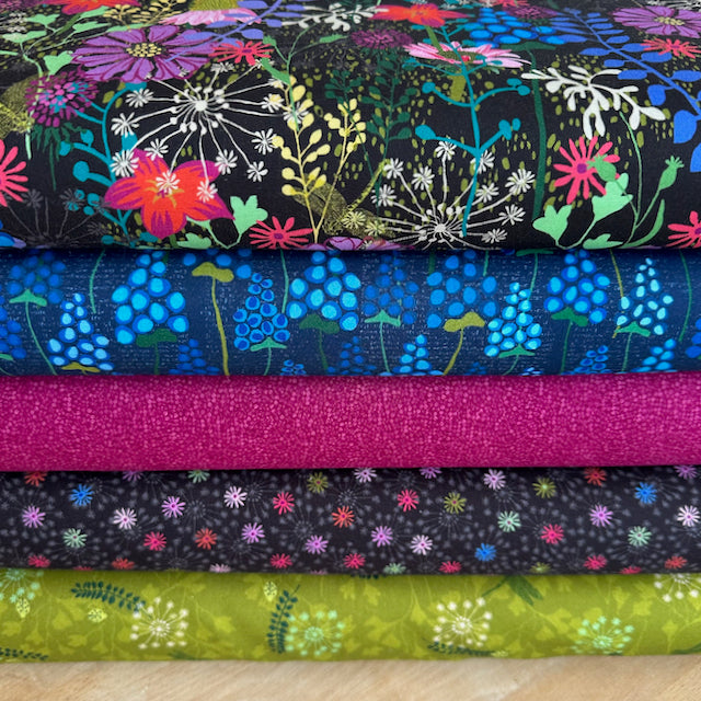 Flowers on my mind black & blue 5  piece fat quarter bundle, 100% premium cotton fabrics (Copy)