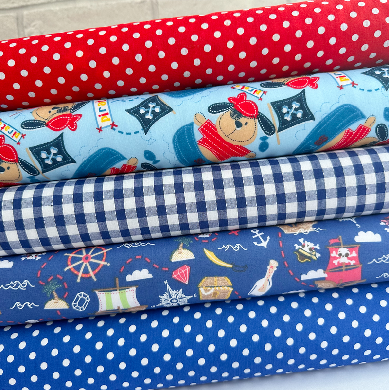 5 Piece Pirates & Pups Polycotton Fat Quarter Fabric Bundle