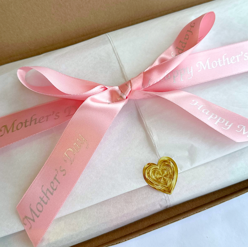 Mother's Day Special Tula Pink 5 Piece FQ Bundle Plus Thread & Free Ribbon Treat Box